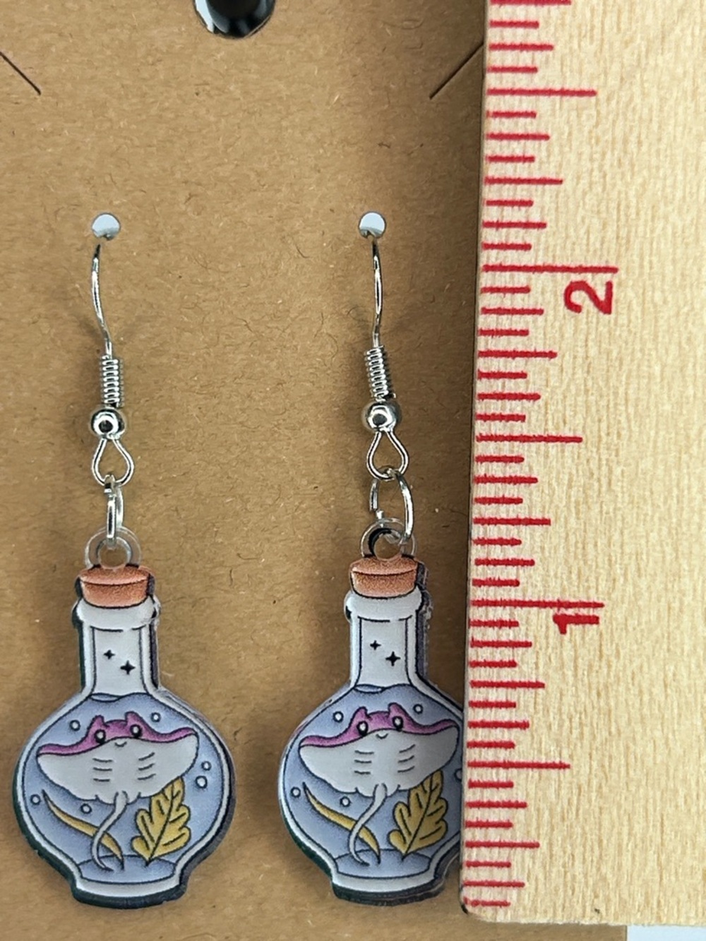 Cute Acrylic 2D Sting Ray-in-Bottle Dangle Earrings Summer Fashion Jewelry - Picture 2 of 3